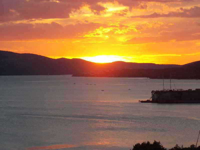 Apartments Villa Goja Trogir Kültér fotó